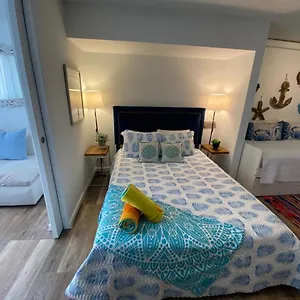 https://ocean-breeze-heated-pool-and-beach-access-in-condado.top-hotels-puertorico.com