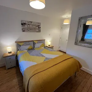 https://apartment-12-sea-wharf.westport-hotels.com